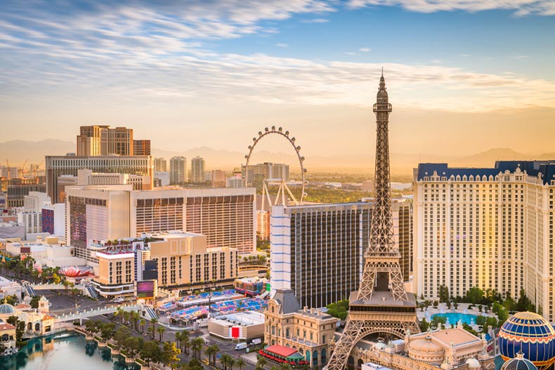 Moving to Las Vegas? Here's Everything You Need to Know